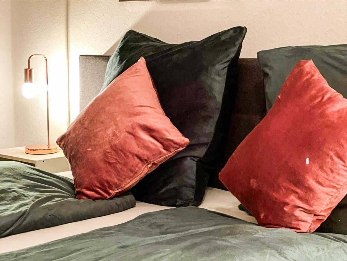 Apartment Fuer 3 Gaeste Kostenlose Parkplaetze Und Lift Hannover Eksteriør bilde