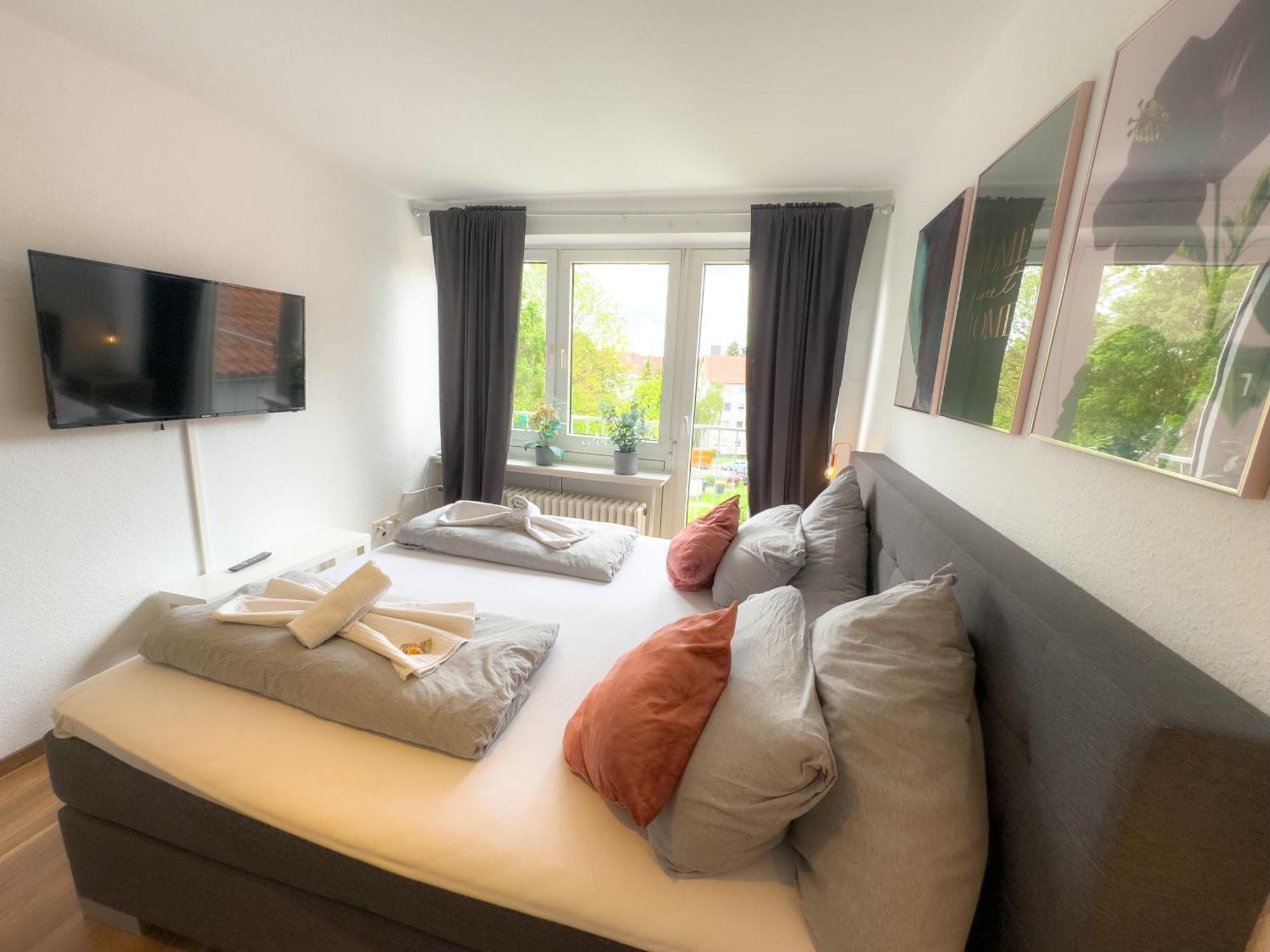 Apartment Fuer 3 Gaeste Kostenlose Parkplaetze Und Lift Hannover Eksteriør bilde